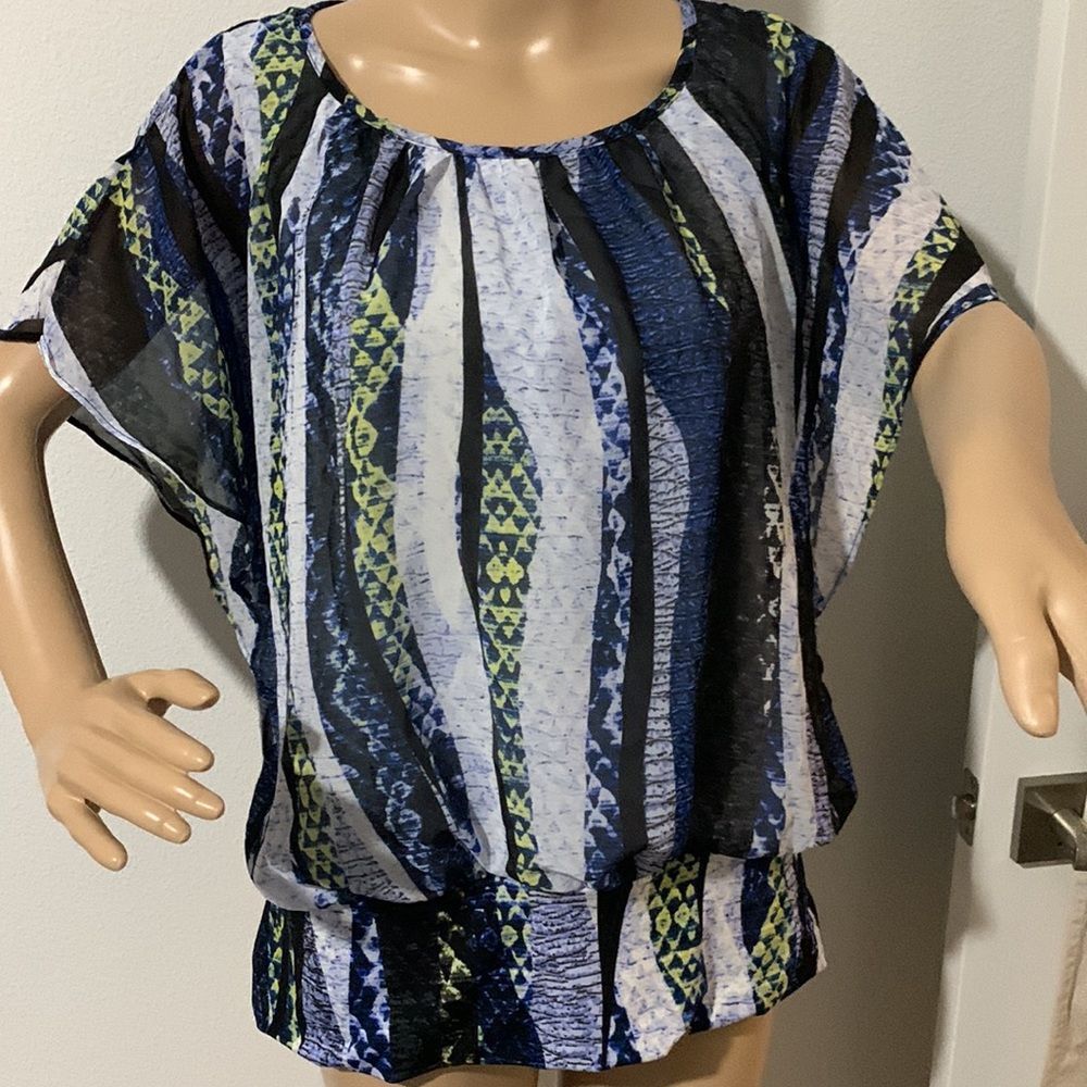 Style & Co. Mixed Skin, Flattering Lined Blouse with Flutter Sleeves Size M